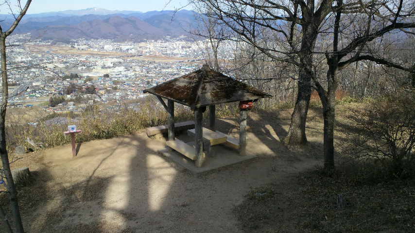 東屋とポスト